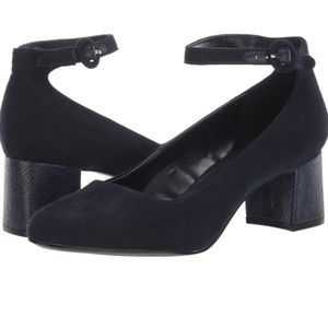 Bandolino Women's Odear Pump